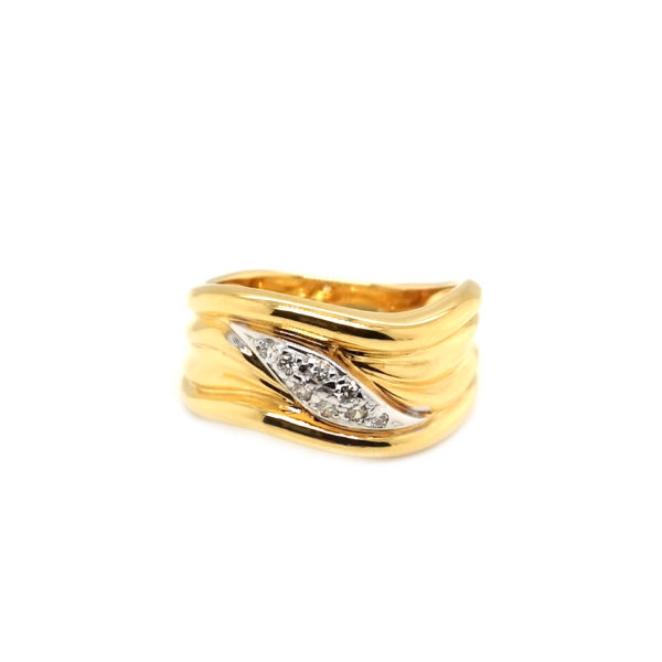 18K Yellow Gold Diamond Ring